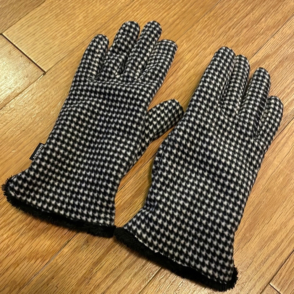 Isotoner texting gloves
